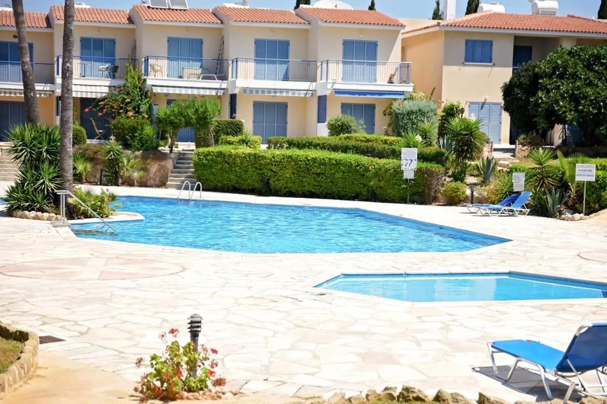 Paradise Gardens With A Large Terrace Πάφος Εξωτερικό φωτογραφία